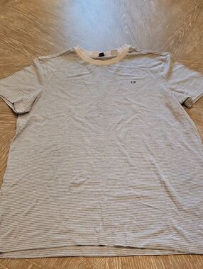 Calvin Klein Light Gray & White Striped Crew Neck Tee